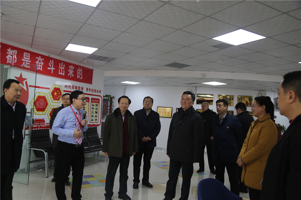 熱烈歡迎全國總工會副主席，書記處書記魏地春及省總工會王保存主席一行蒞臨安陽青峰網(wǎng)絡(luò)參觀指導(dǎo)